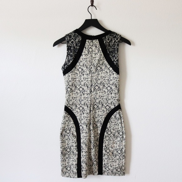 Size S Parker Black & White Printed Mini Dress - Picture 5 of 8